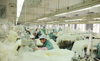 臨安80后姑娘榮膺“全國紡織工業勞動模范” 市場調研成就非凡